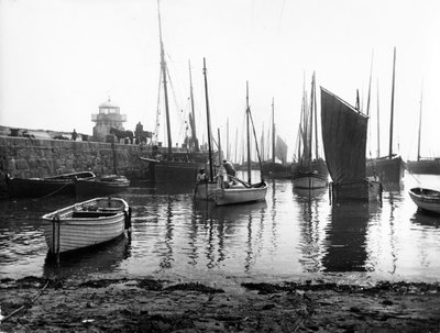 Smeatons Pier, St Ives by English Photographer